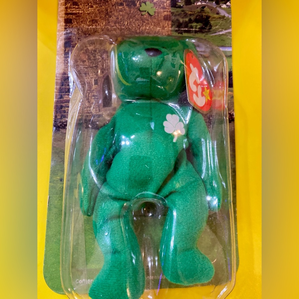 Vintage Ty Erin the Bear Beanie Babies Plush - Vibrant Green with White Shamrock